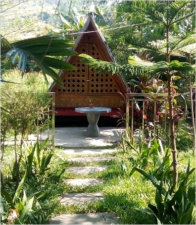 Daytime Ordinary cottage